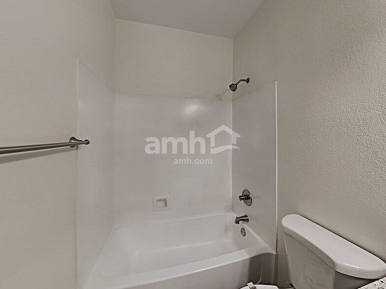 Building Photo - 15142 W Eureka Trail