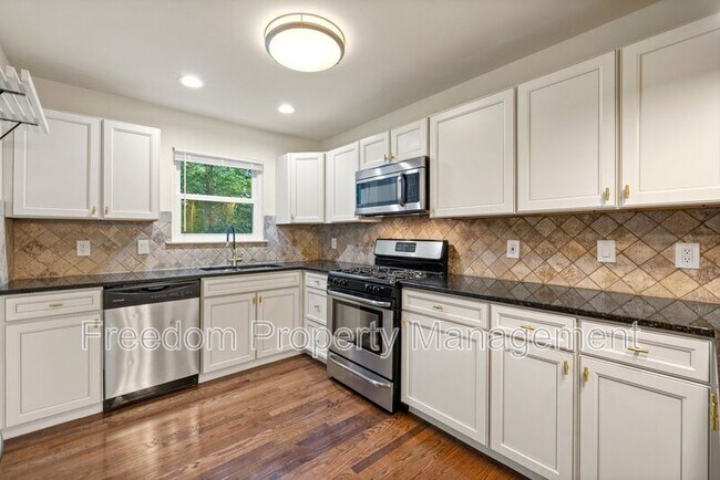 Building Photo - 5256 Sudberry Ln