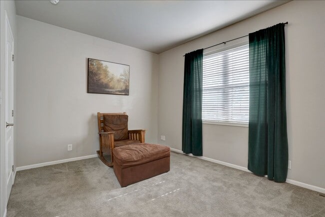 Building Photo - Beautiful 3-Bedroom Home in the Prairie Gr...