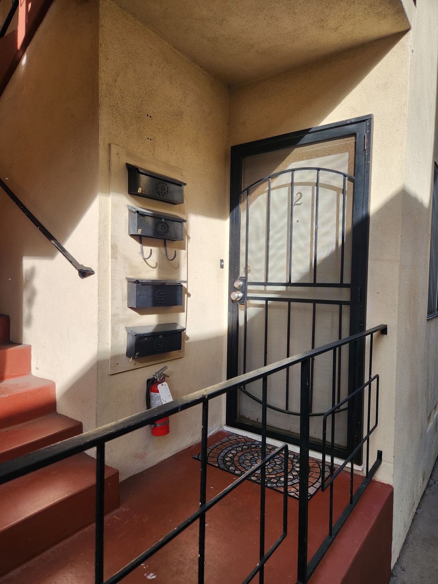 Building Photo - 1080 Termino Ave