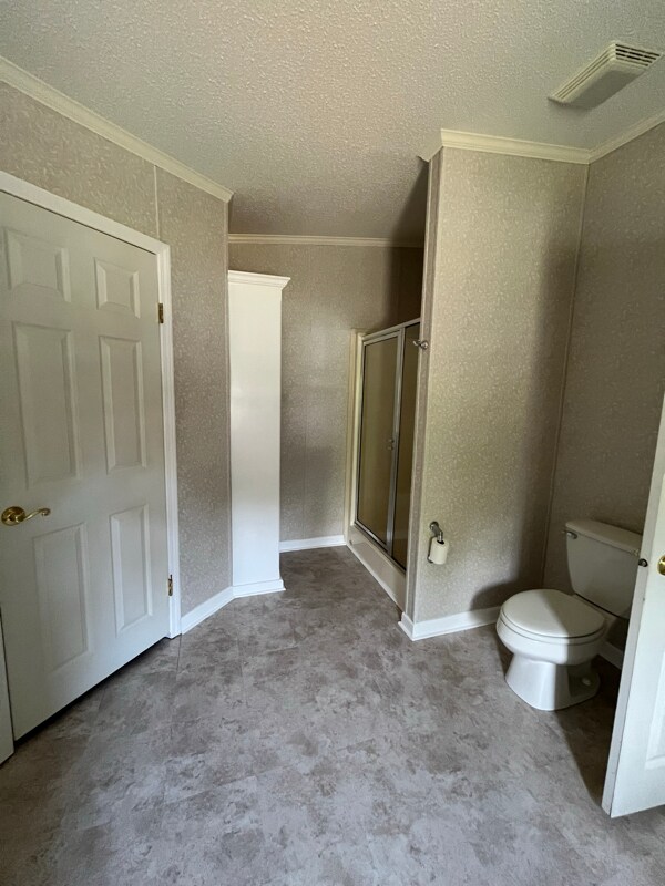 Building Photo - 16 Madison Dr