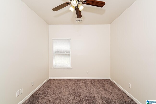 Building Photo - 6525 Southern Trace Dr