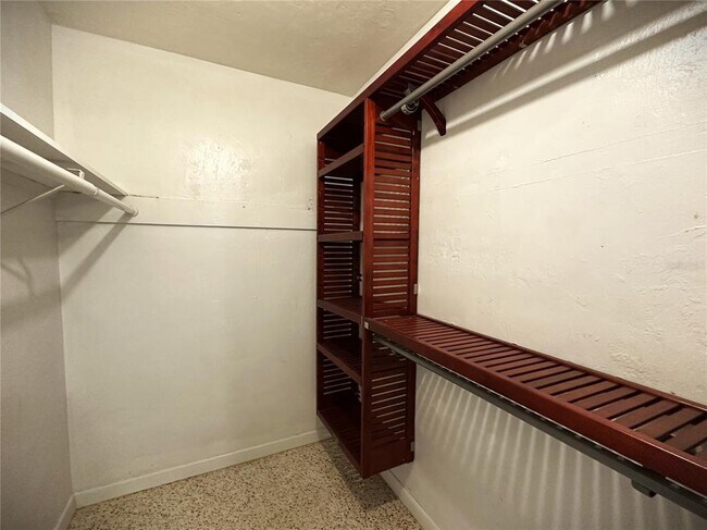 Building Photo - 2275 Hawthorne St