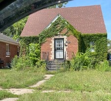 Building Photo - 3666 Madison St