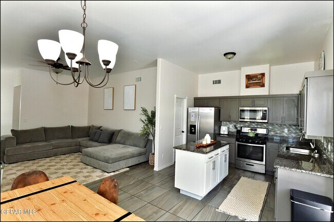 Building Photo - 224 Glenlivet Way