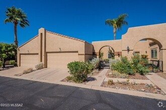 Building Photo - Charming Northwest 2 Bed. 2 Ba. Townhome  ...
