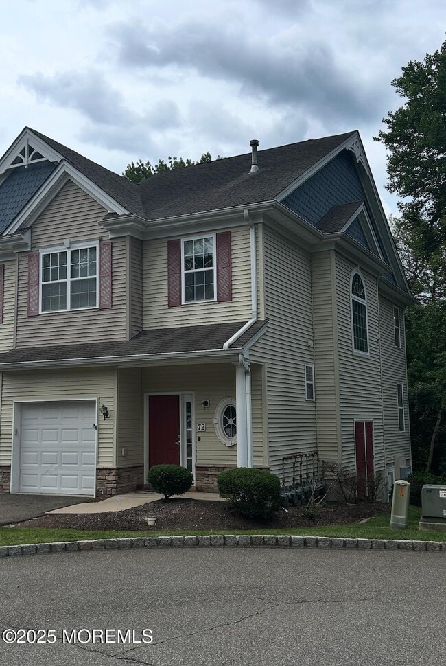 Primary Photo - 72 Oxford Ct