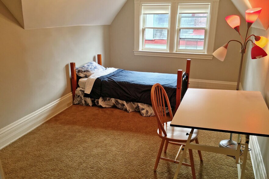 Medium Bedroom - 827 N. Highland Ave.