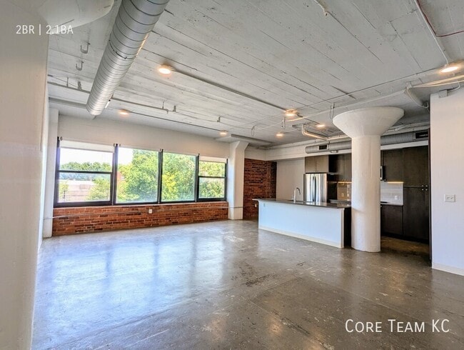 Building Photo - 3837 Main St