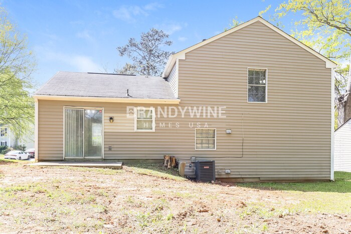 Building Photo - 1228 Mill Lake Cir