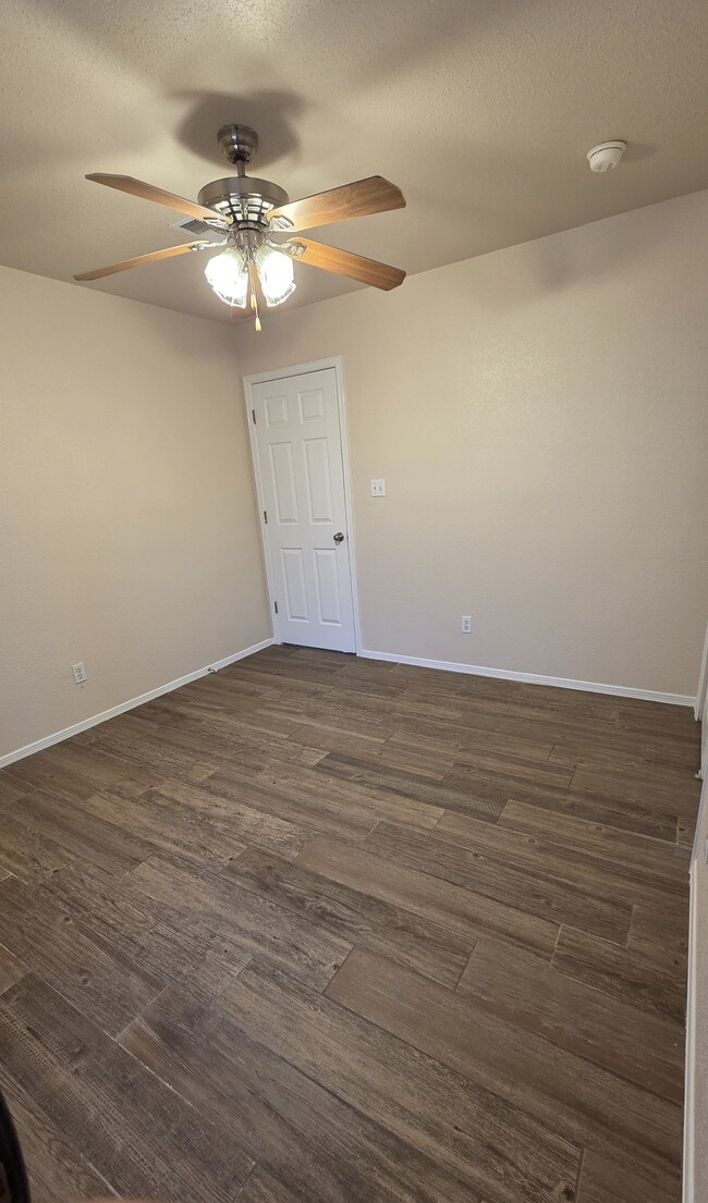 Building Photo - 12340 Tierra Arroyo Dr