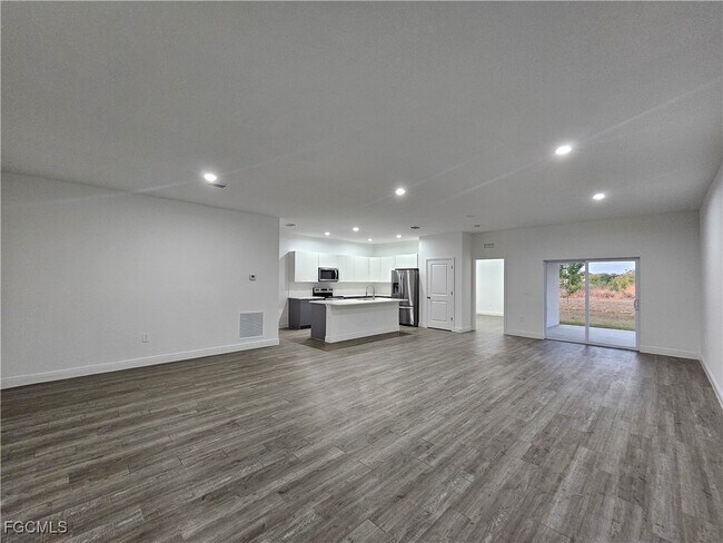 Building Photo - 9011 Penny Cir