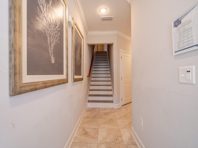 Building Photo - 257 Driftwood Rd