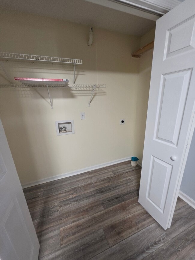 Building Photo - 2093 Brandymill Ln