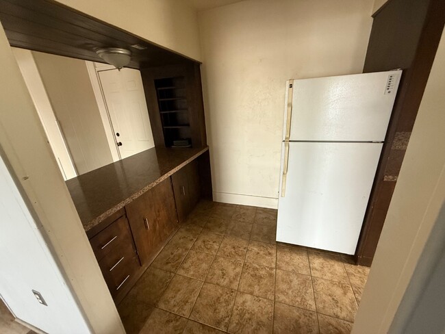 Building Photo - 305 Harrison St