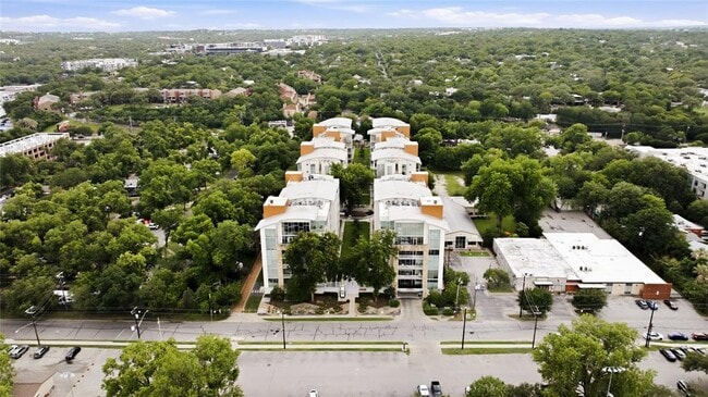 Building Photo - 1600 Barton Springs Rd