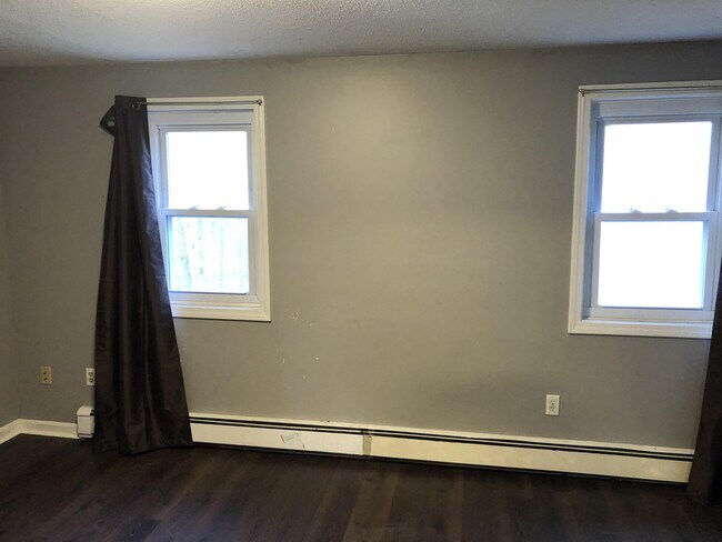 Building Photo - 110 Winthrop St