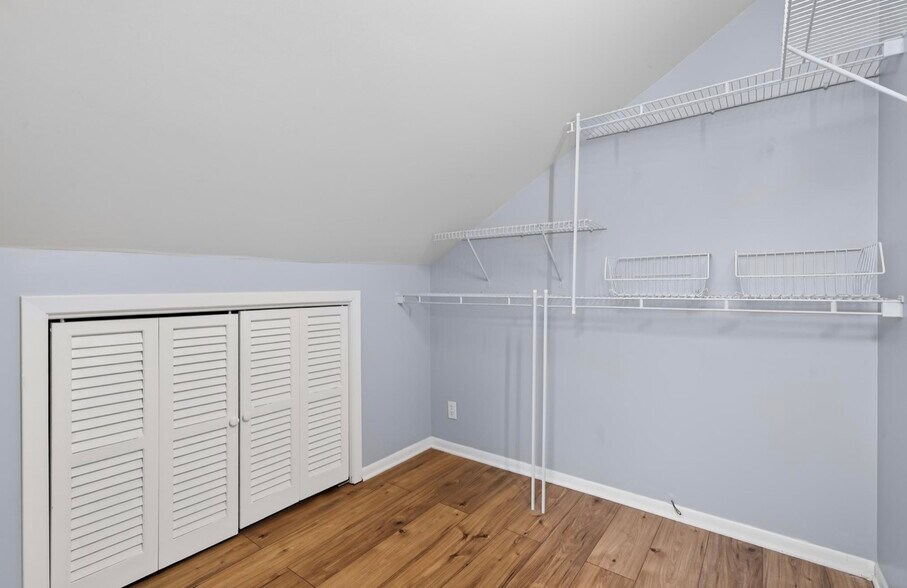 Building Photo - 7 Arapahoe Dr