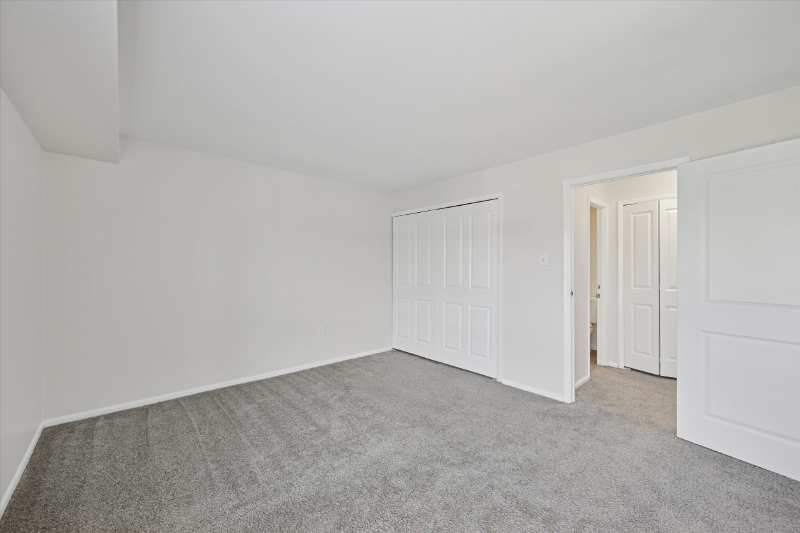 Building Photo - 1760 Tomlinson Rd