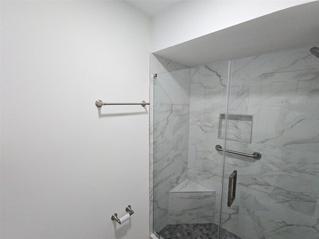 Building Photo - 14333 Memorial Dr