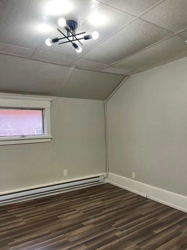 Building Photo - 525 Wayne Ave