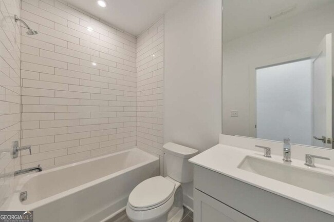 Building Photo - 517 Motivation Cir NW