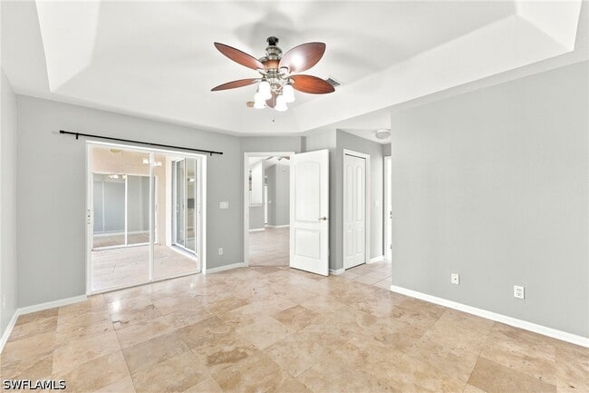 Building Photo - 25925 Pebblecreek Dr