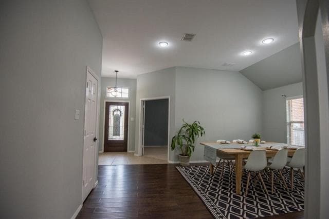 Building Photo - 809 Hardwood Dr