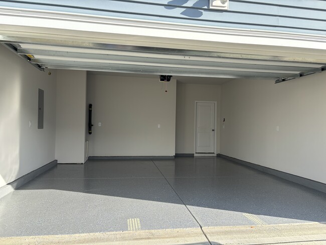 Building Photo - 202 Trailing Blf Wy