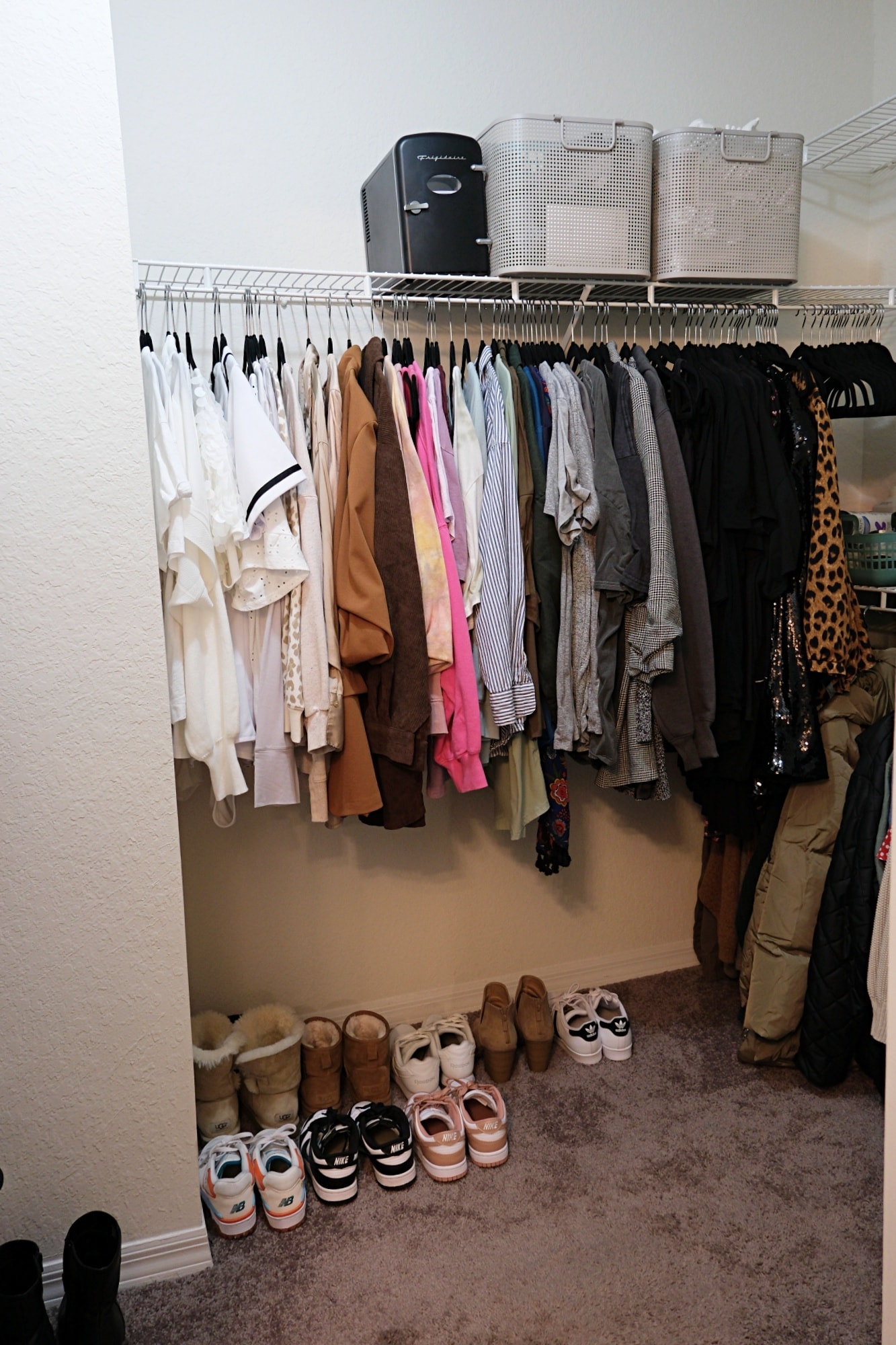 Walk-In Closet - 2923 Shadow View Cir