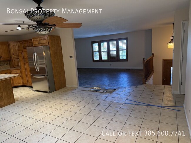 Building Photo - 1189 S 200 E