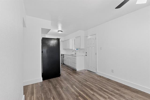 Building Photo - 1001 Pioneer Rd