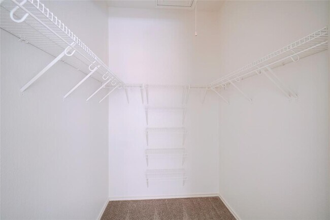 Building Photo - 11713 Larch Valley Dr