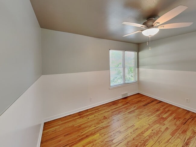 Building Photo - Quaint 3 bedroom in the Wilshire Addition ...