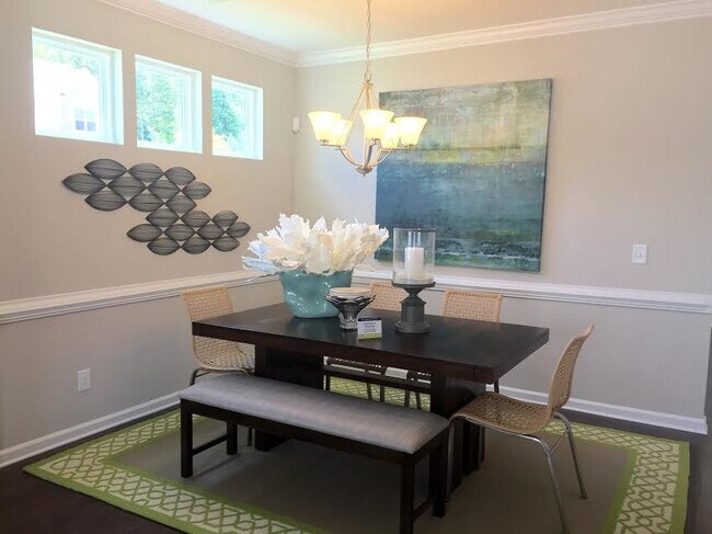 Building Photo - 501 Evening Star Dr