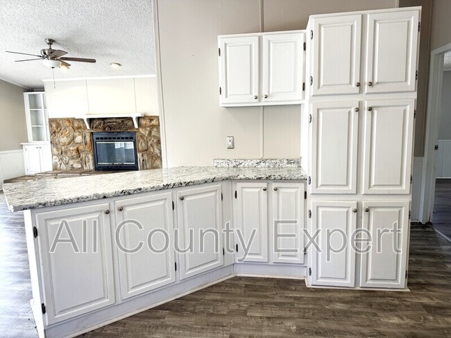 Building Photo - 288 Turner Rd