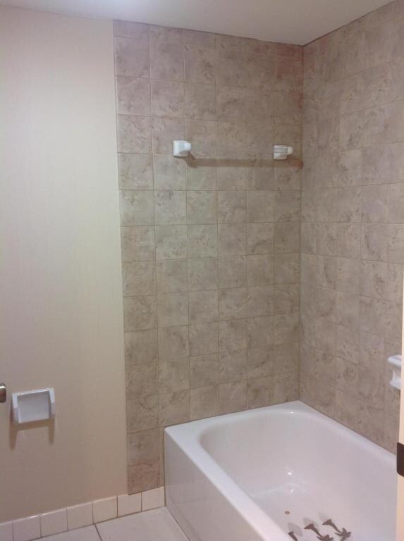 Building Photo - 166 Lake Arbor Dr