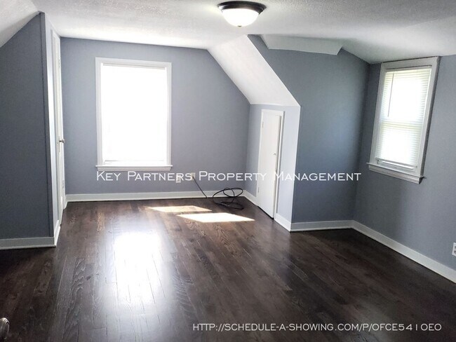 Building Photo - 7809 Madison Ave - Cute!