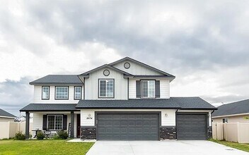 Building Photo - Great 4 bed 2.5 bath home with 2600 sq ft!  Kuna Home with lots of room just off N Ten Mile Rd an...
