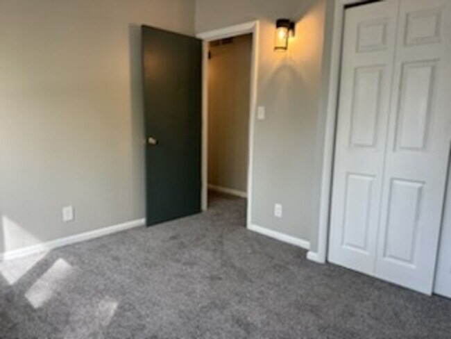 Building Photo - Schedule a Showing Today!!!