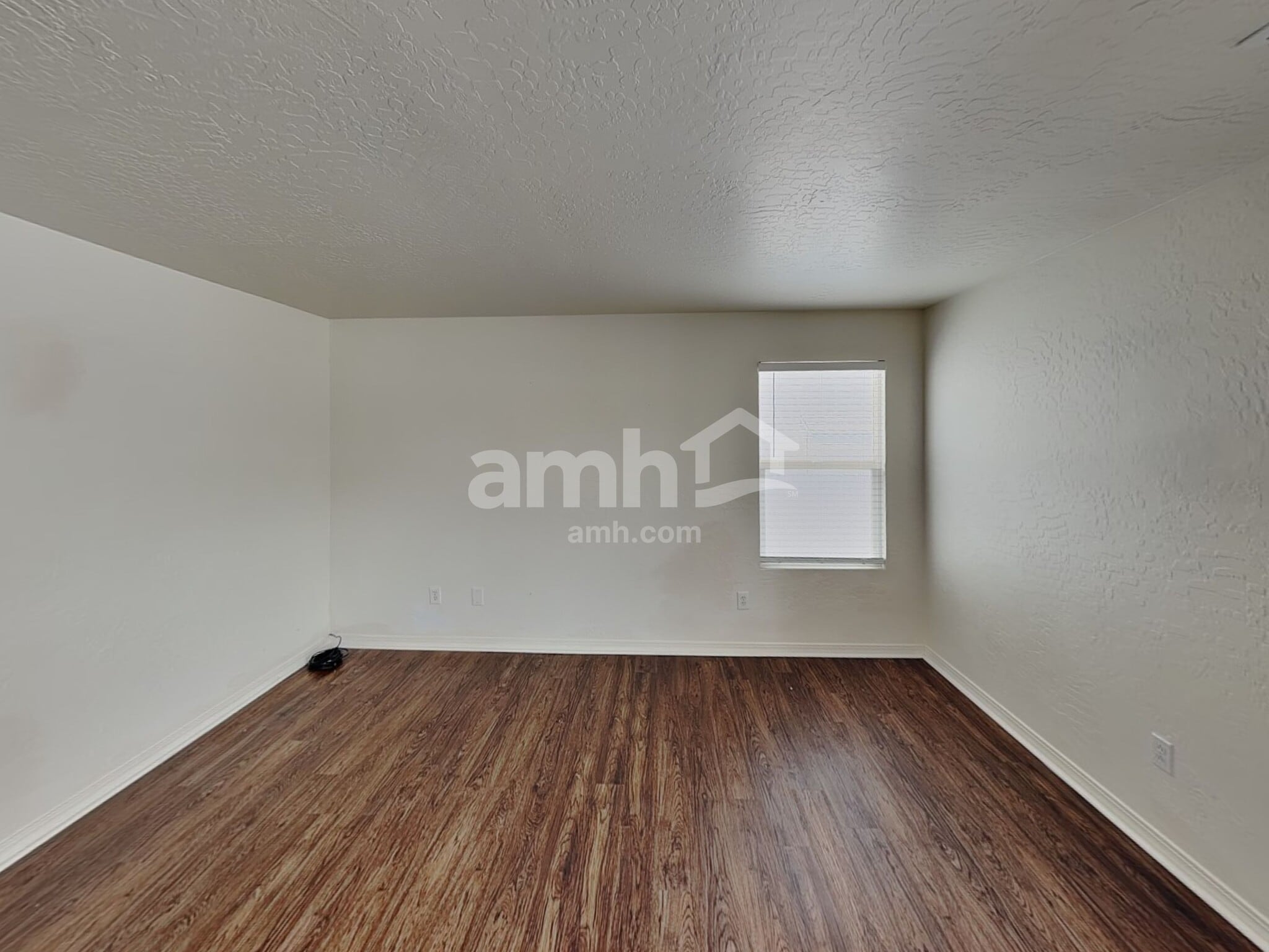 Building Photo - 1934 S 725 E