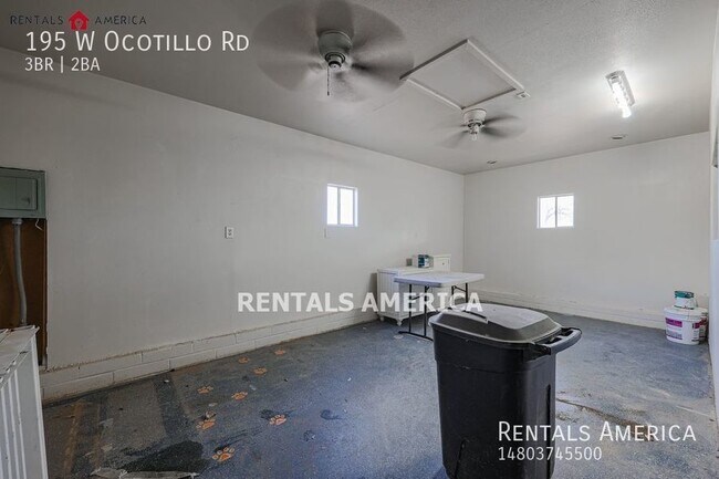 Building Photo - 3 ACRE Horse Property with 3bed 2 bath Hom...