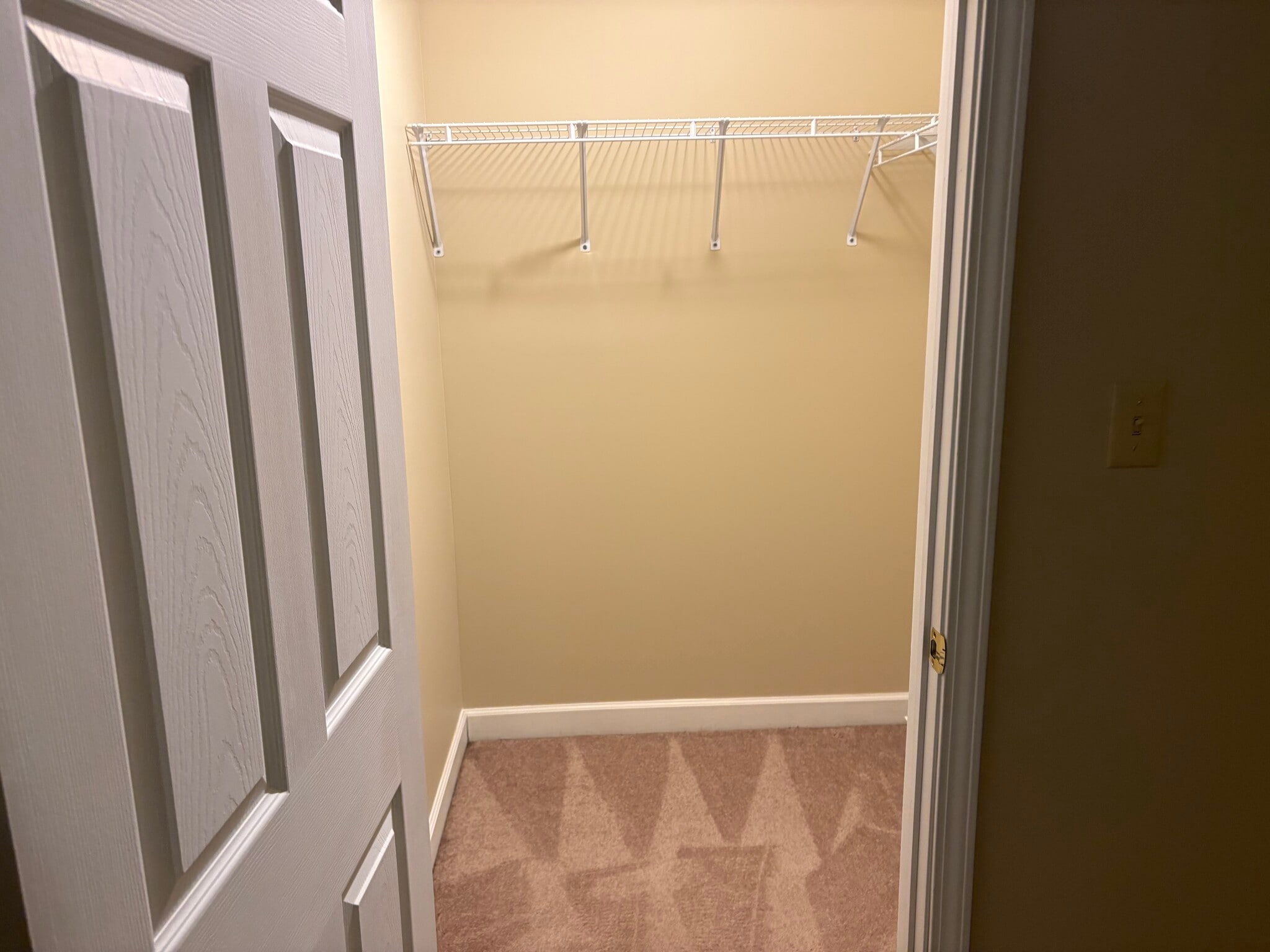 Building Photo - 82 S Pembroke Ave