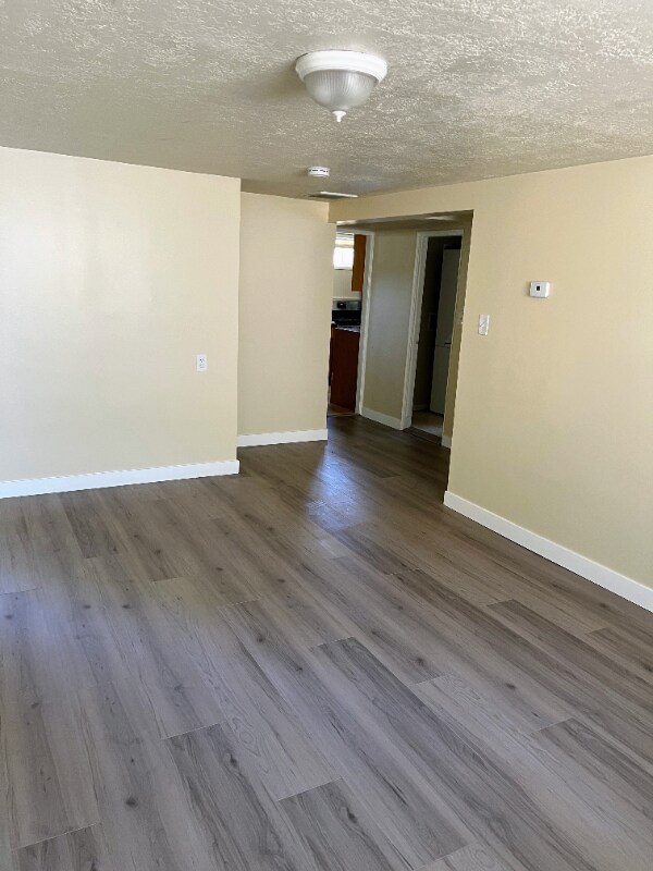 Building Photo - 1876 S Roberta St