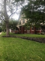Building Photo - 11205 Clifton Blvd