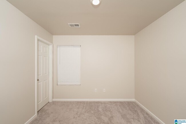 Building Photo - 145 Jonathan Dr