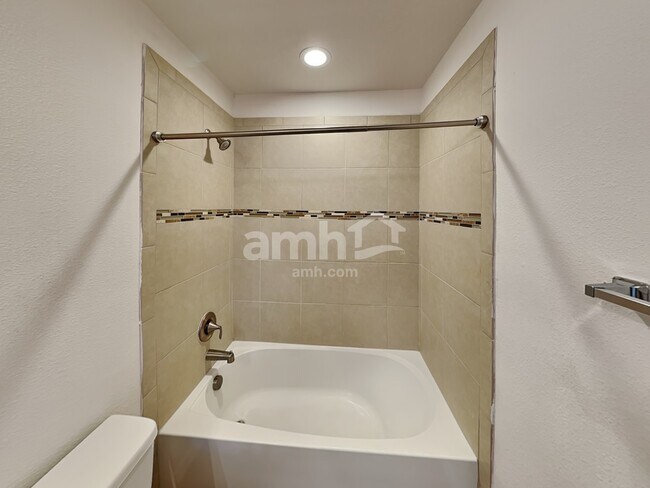 Building Photo - 11818 Winterset Cove Dr