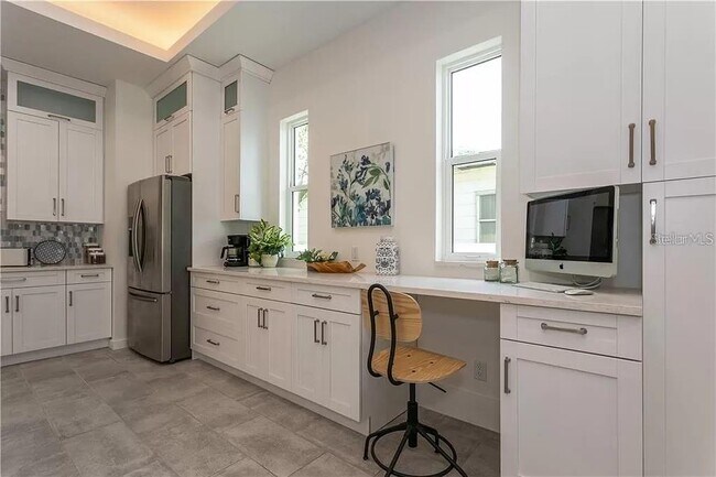 Building Photo - 3611 2nd Ave N