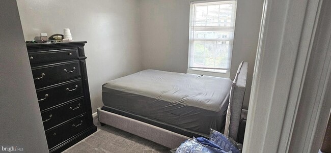 Building Photo - 6266 Ducketts Ln