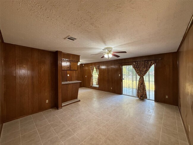 Building Photo - 7325 Ley Rd